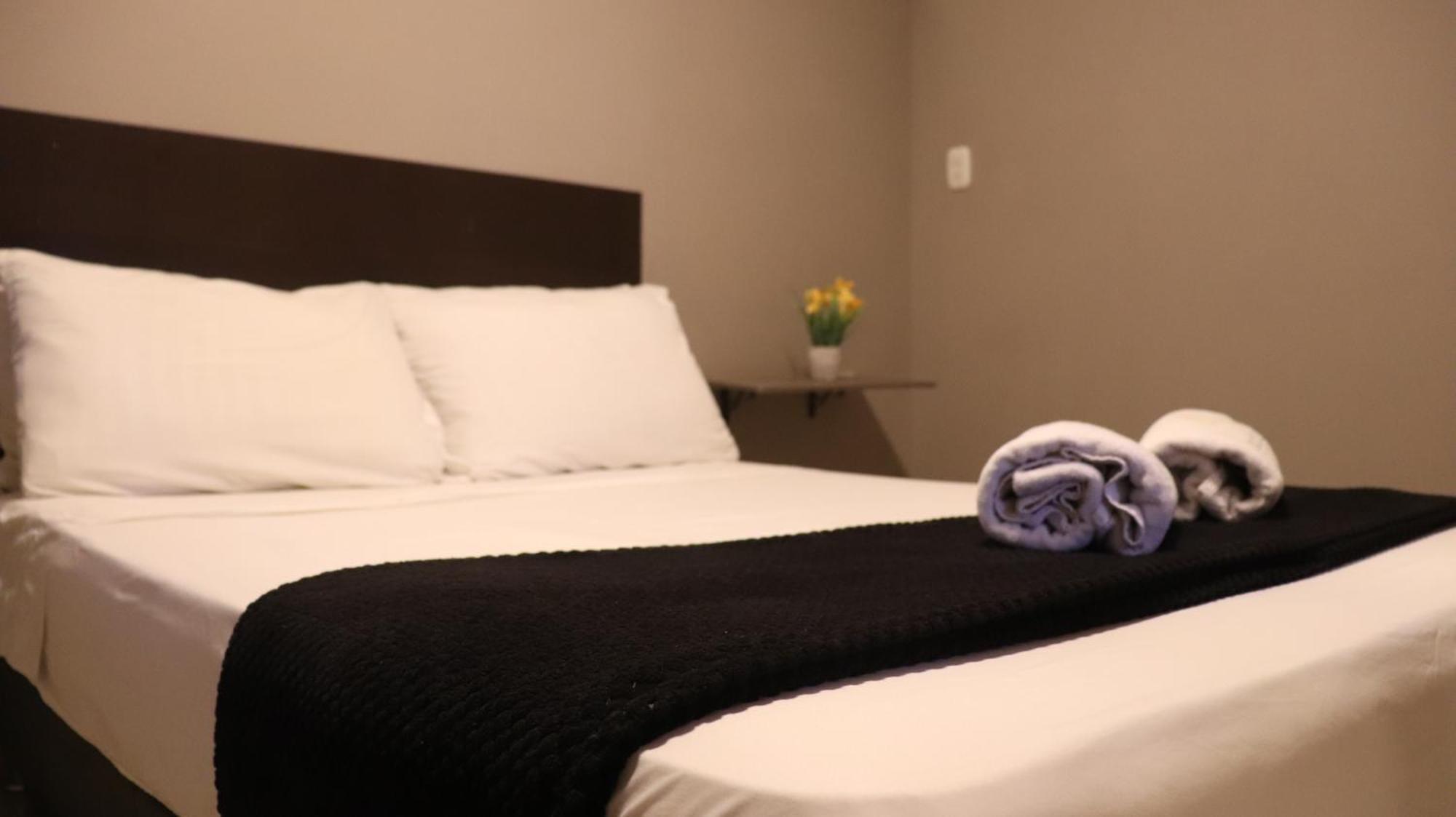 Hotel Simon Plaza ペレイラ エクステリア 写真