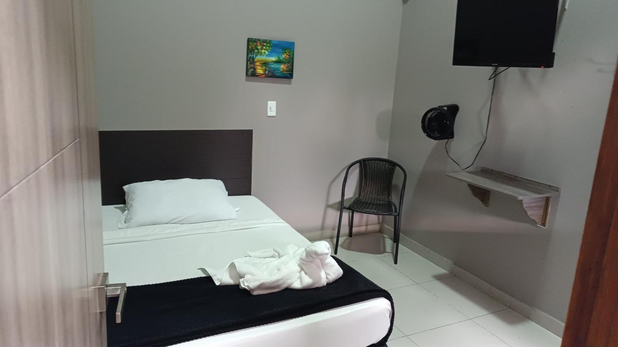 Hotel Simon Plaza ペレイラ エクステリア 写真