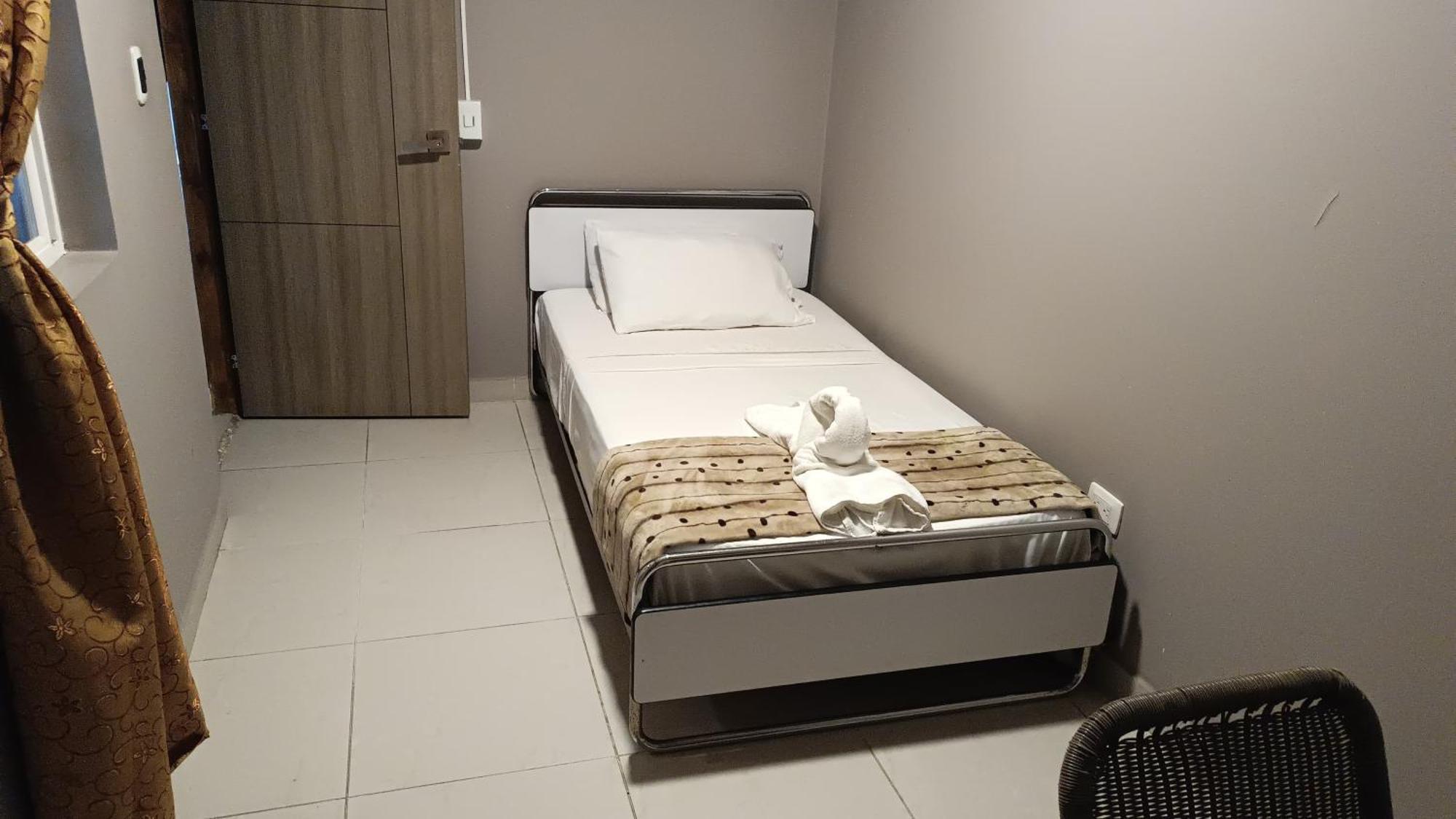 Hotel Simon Plaza ペレイラ エクステリア 写真