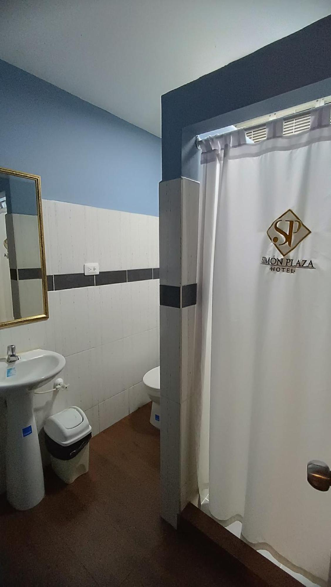Hotel Simon Plaza ペレイラ エクステリア 写真